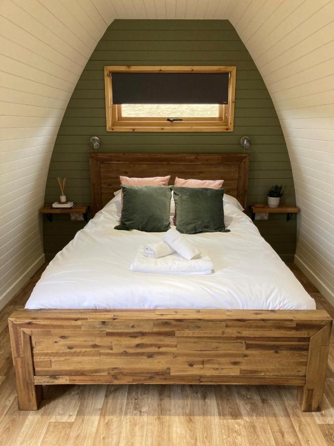 Готель Delor - Bryntalch Glamping Pods Монтгомері Екстер'єр фото