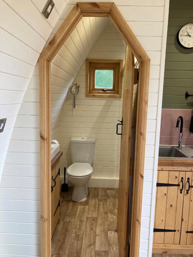 Готель Delor - Bryntalch Glamping Pods Монтгомері Екстер'єр фото